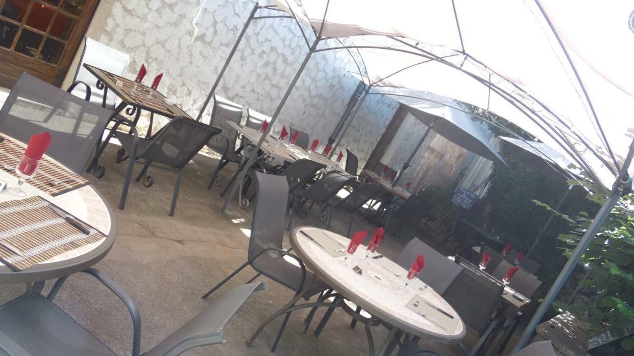 Hotel La Vieille Ferme Les Ancizes-Comps Zewnętrze zdjęcie
